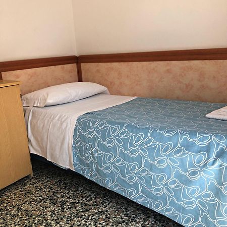 Hotel Del Falco Червия Экстерьер фото